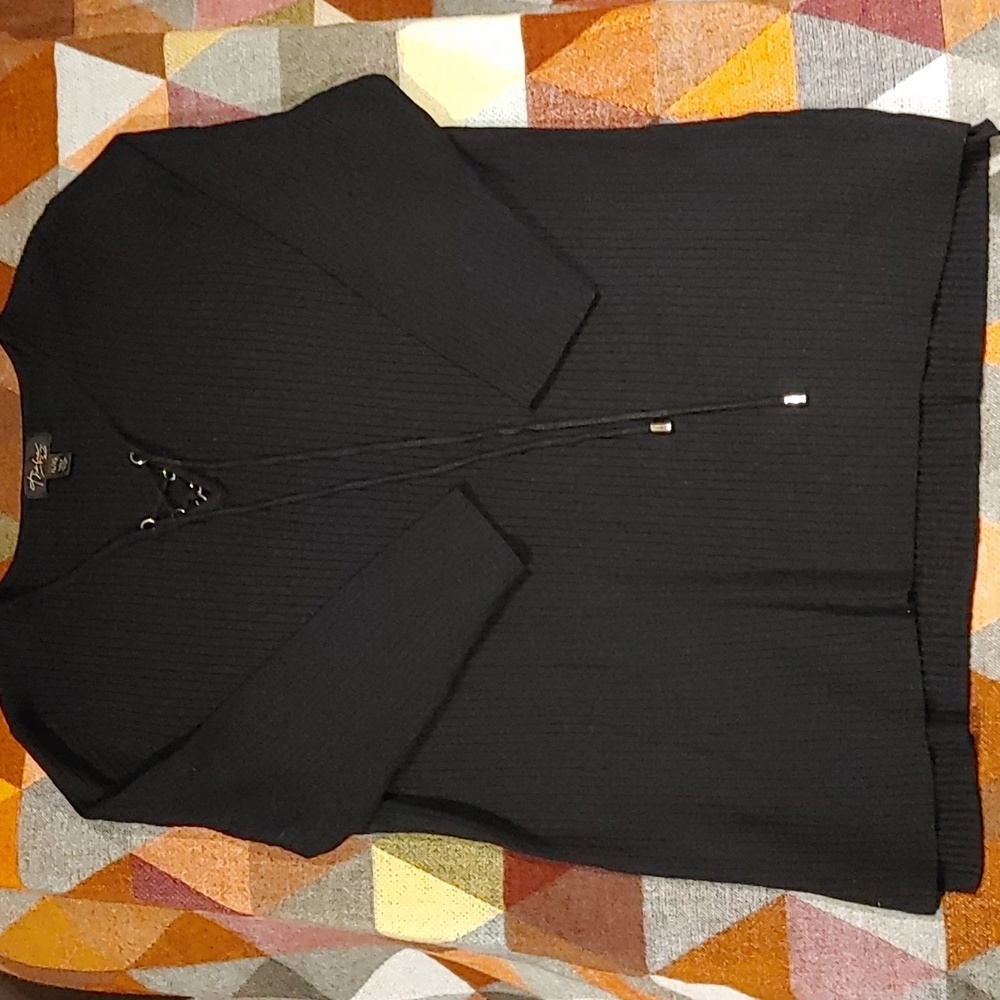 Thalia Sodi Sweater sz xl